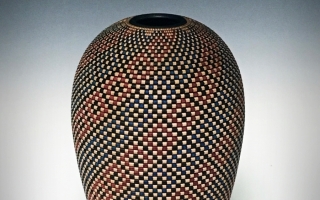 Tri Color Vessel